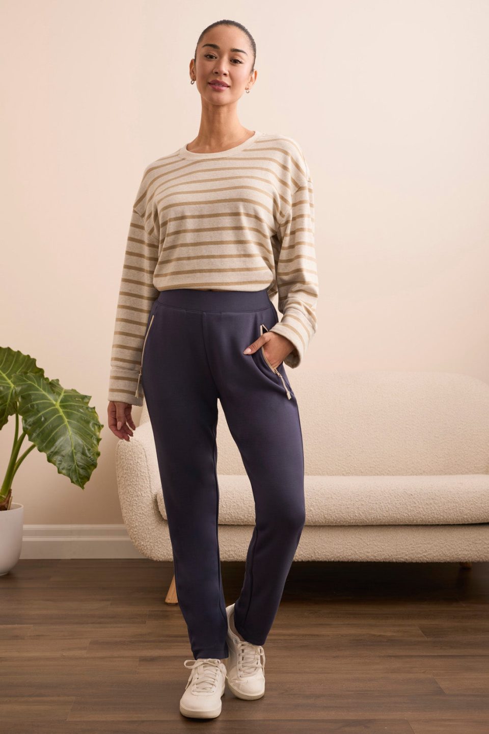 Techno Lux Contrast Trim Pull-On Ankle Pants-Sapphire