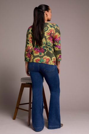 Soft Yarn Three-Quarter Sleeve Crewneck Sweater-Chive