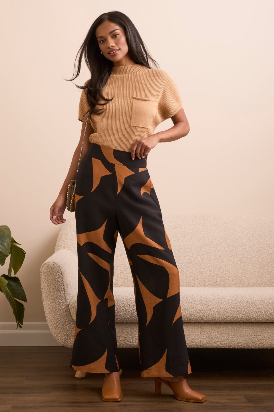 Flowy Abstract Flare Leg Pants-Bran