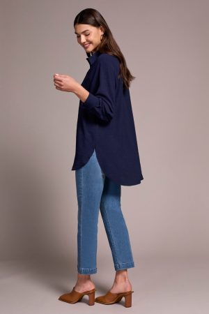 Stretch Woven Flowy Raglan Sleeve Shirt-Nightfall