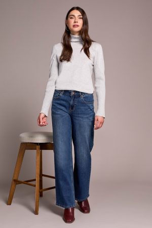 Petite Sophia Curvy Hugging Wide Leg Jeans-Antiqueblue