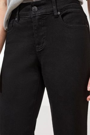 Petite Sophia Curvy Straight Leg Jeans-Black