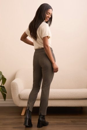 Bengaline Luxe Pull-On Ankle Pants With Back Leg Seam-Black