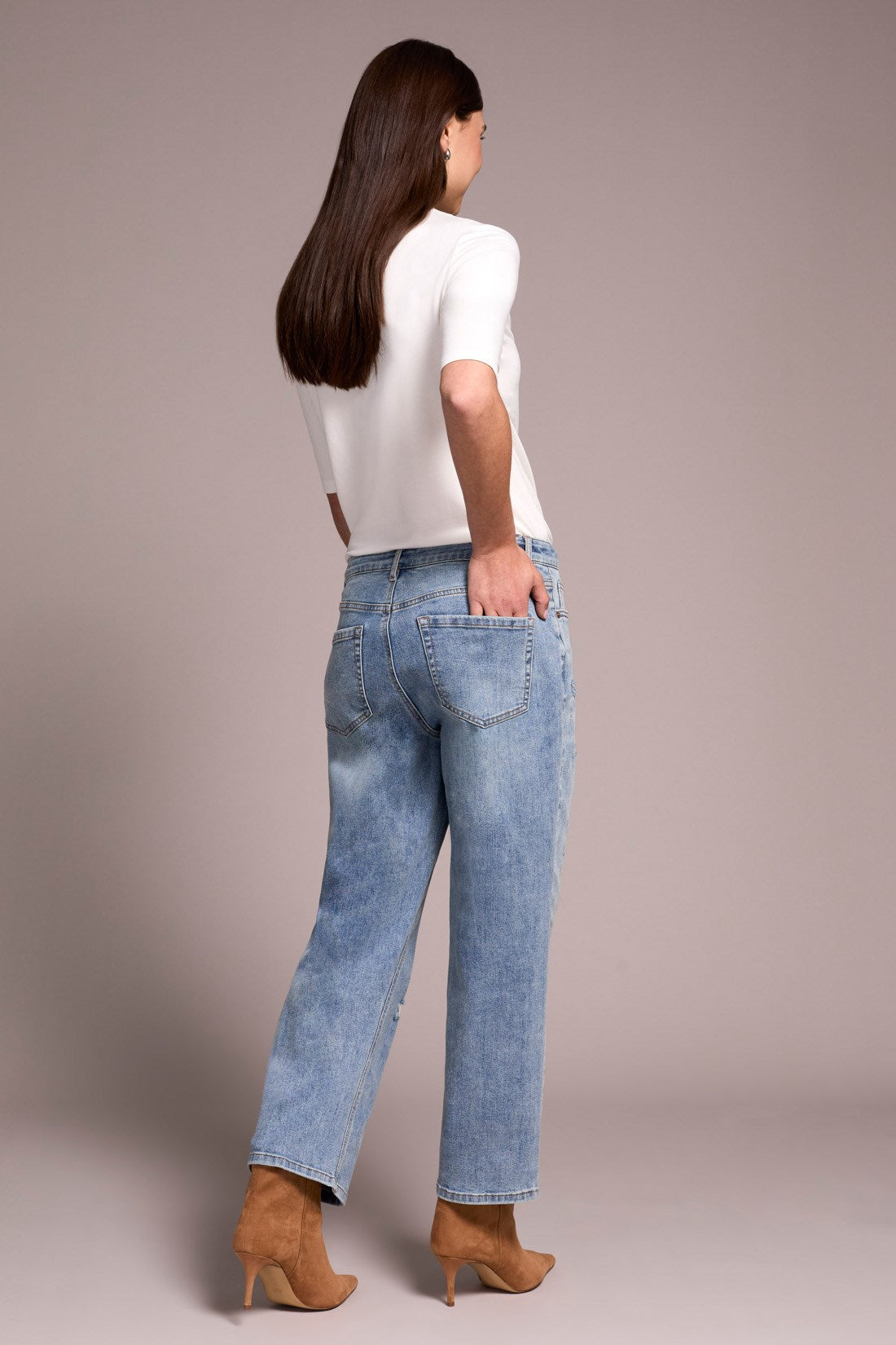 tribal-classic-denim-audrey-girlfriend-jeans-washedblue-113-5926o2826.jpg