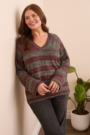 Combed Cotton V-Neck Sweater-Wine