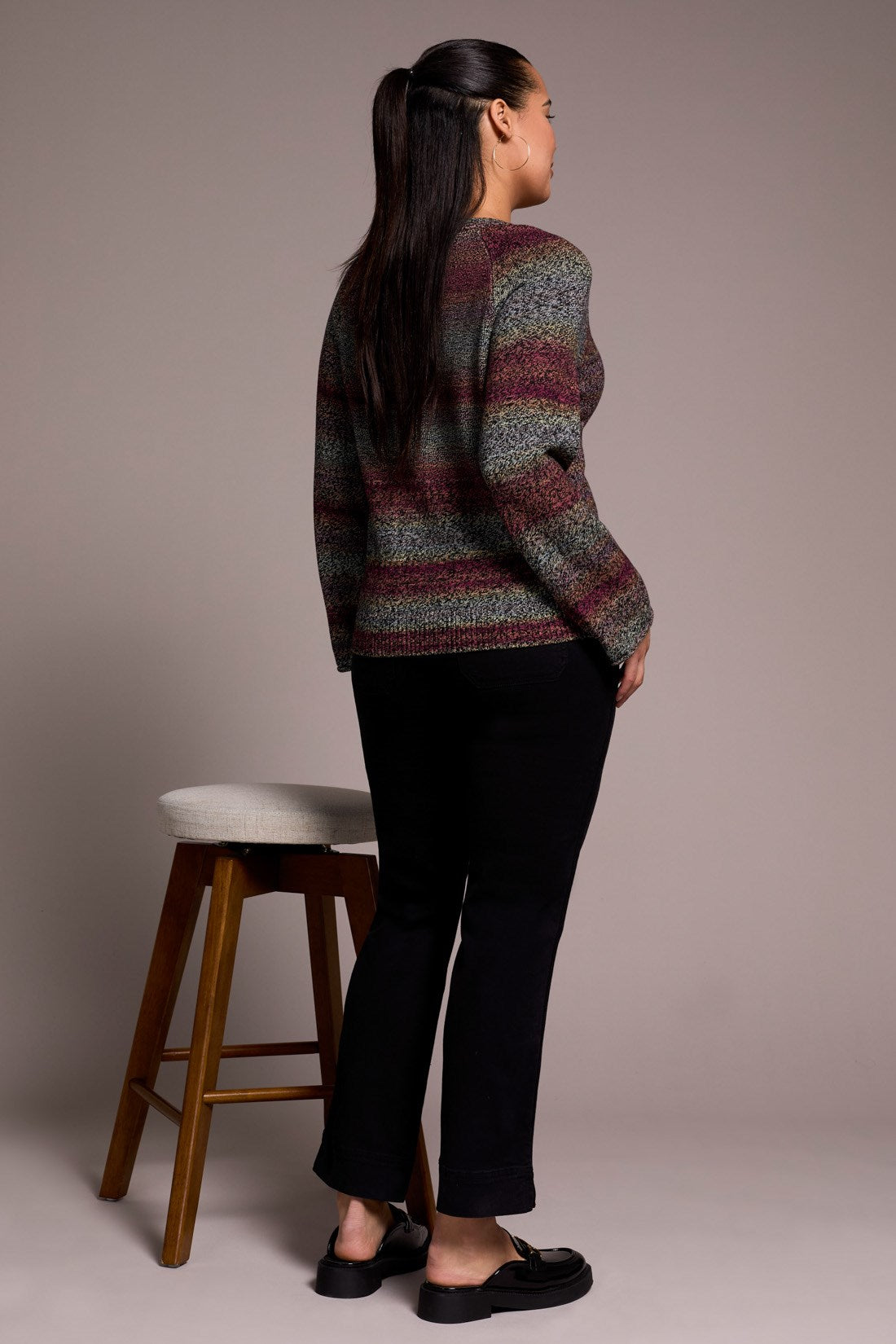 tribal-combed-cotton-v-neck-sweater-wine-113-2374o0009.jpg