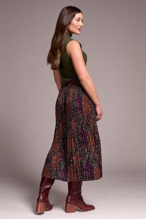 Flowy Plisse Printed Skirt-Plumwine