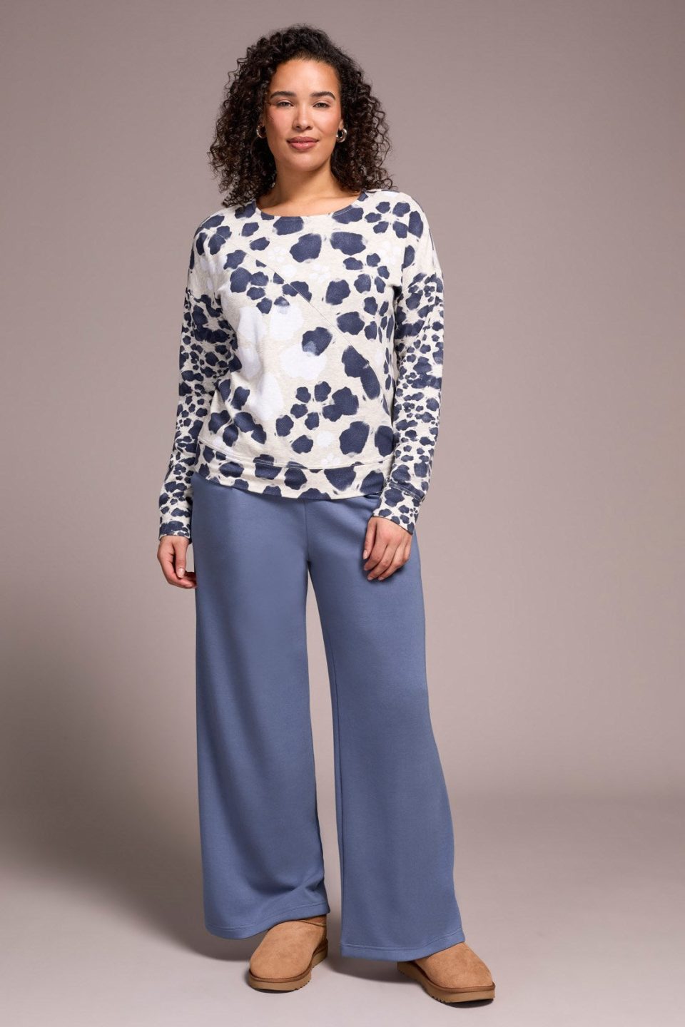 French Terry Long-Sleeve Crew Neck Top-H sandstone