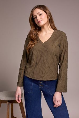 Jacquard Knit Long Sleeve V-Neck Top-Ivy