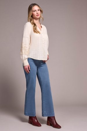 Jaquard Appliqué-Sleeve Notch Neck Blouse-Moonstone
