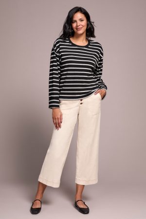 Long Sleeve Stripe Crew Neck Brush Knit Top-Black