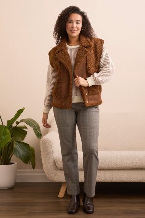 Sleeveless Sherpa Vest-Dk anise