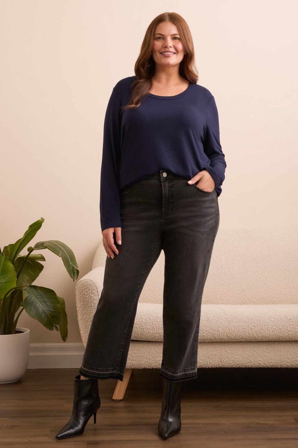 Sophia Curvy Micro Flare Jeans-Blackmist