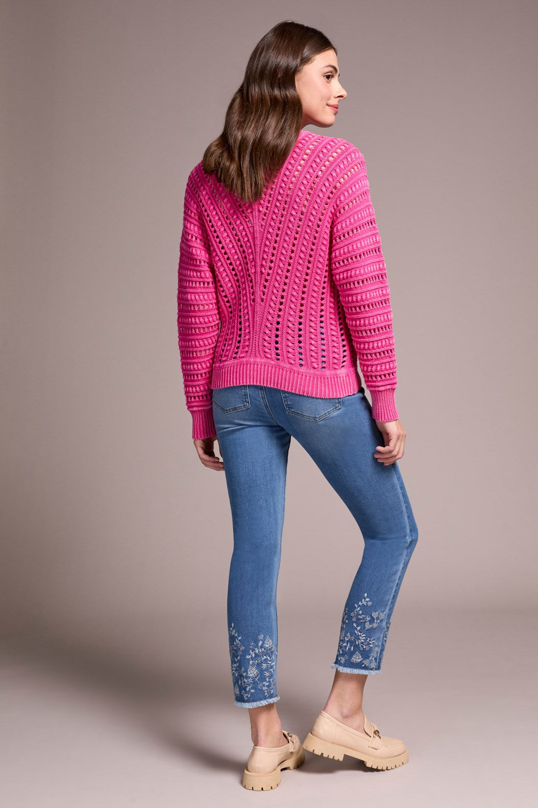 tribal-textured-special-wash-crew-neck-sweater-cherrypink-113-5941o3245.jpg