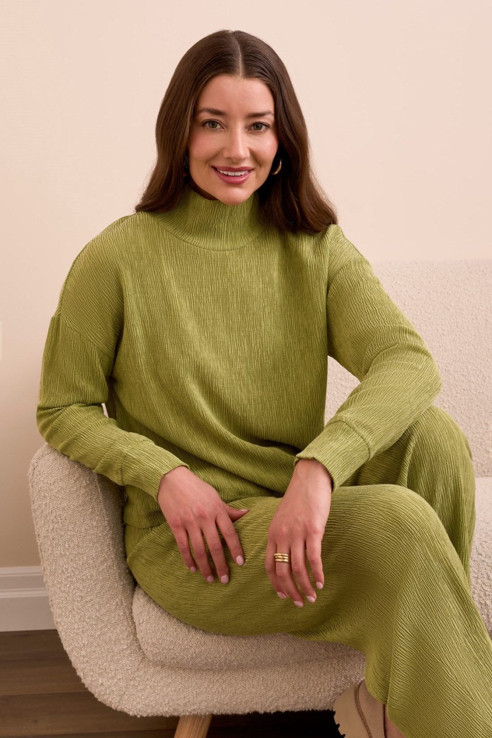 Two-Tone Crinkle Drop Shoulder Mock Neck Top-Wasabi